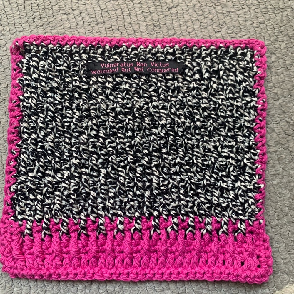 All Cotton Breast Cancer Awareness motif Washcloths — crocheted.  Set of 2. - Picture 3 of 4